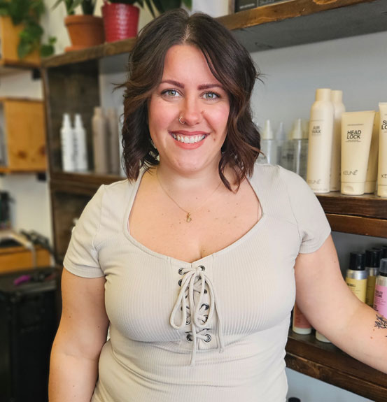 Studio 2 Hairstyling - Amanda